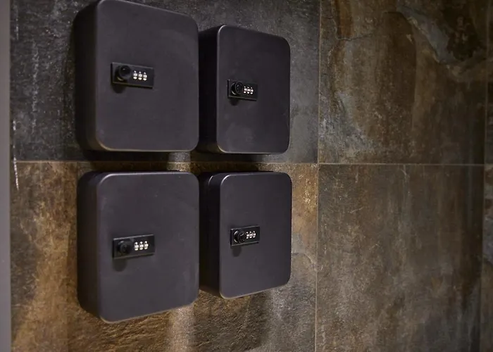 After8-black&white Apartment Mestre