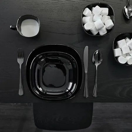 After8-black&white