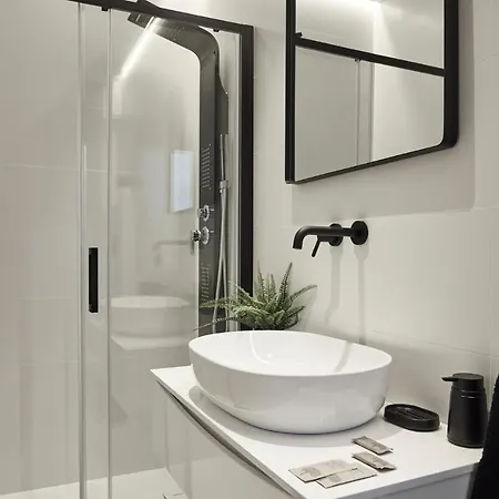 Apartment After8-black&white Mestre