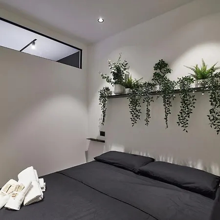 After8-black&white Apartment Mestre